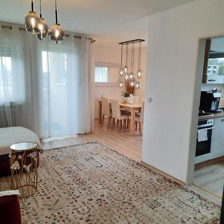 Moderne 3Zimmer Wohnung, in Königsbrunn Exterior foto