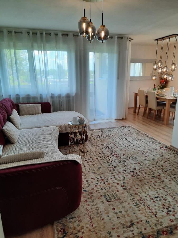 Moderne 3Zimmer Wohnung, in Königsbrunn Exterior foto