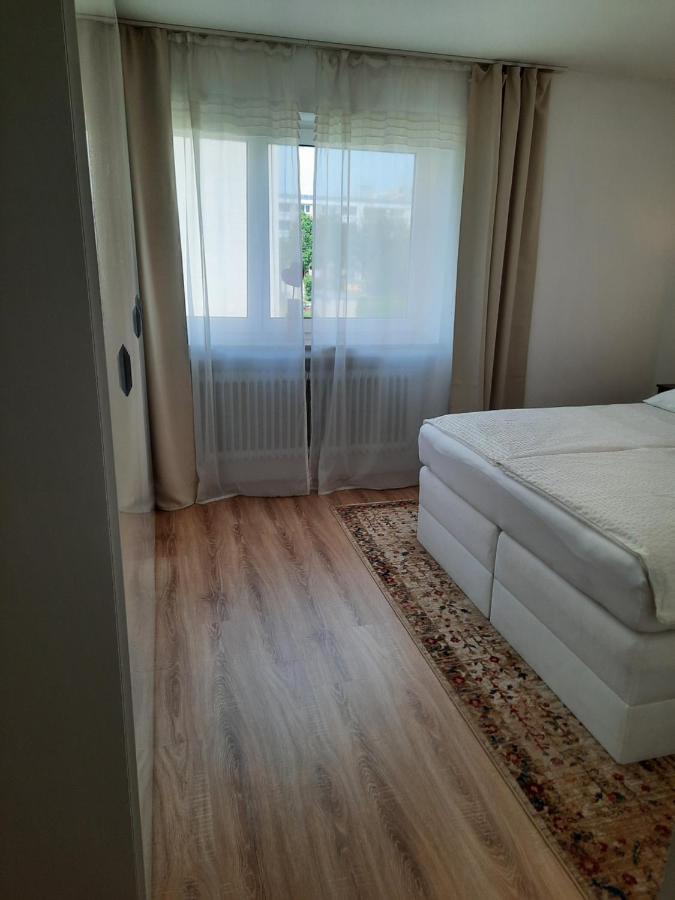 Moderne 3Zimmer Wohnung, in Königsbrunn Exterior foto